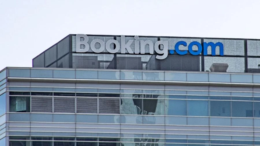 Booking Holdings (BKNG) Stock Sees 3.24% Decline on October 13, 2023